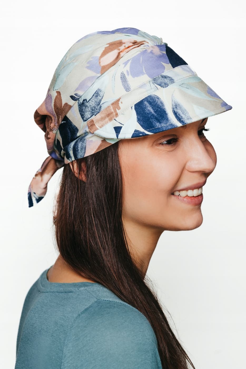 Tess z daszkiem w-432