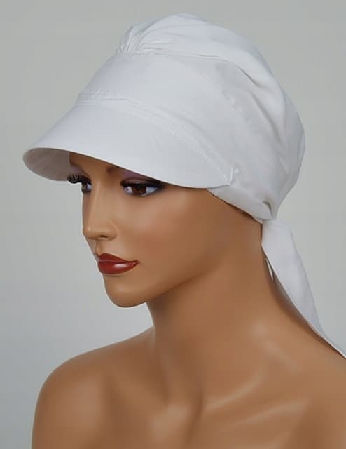 Tess z daszkiem biała